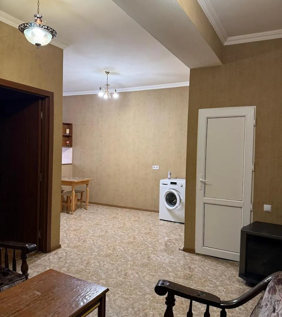 Cozy Flat In Tbilisi Apartman